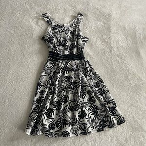 Black and White Leaf Print Mini Dress